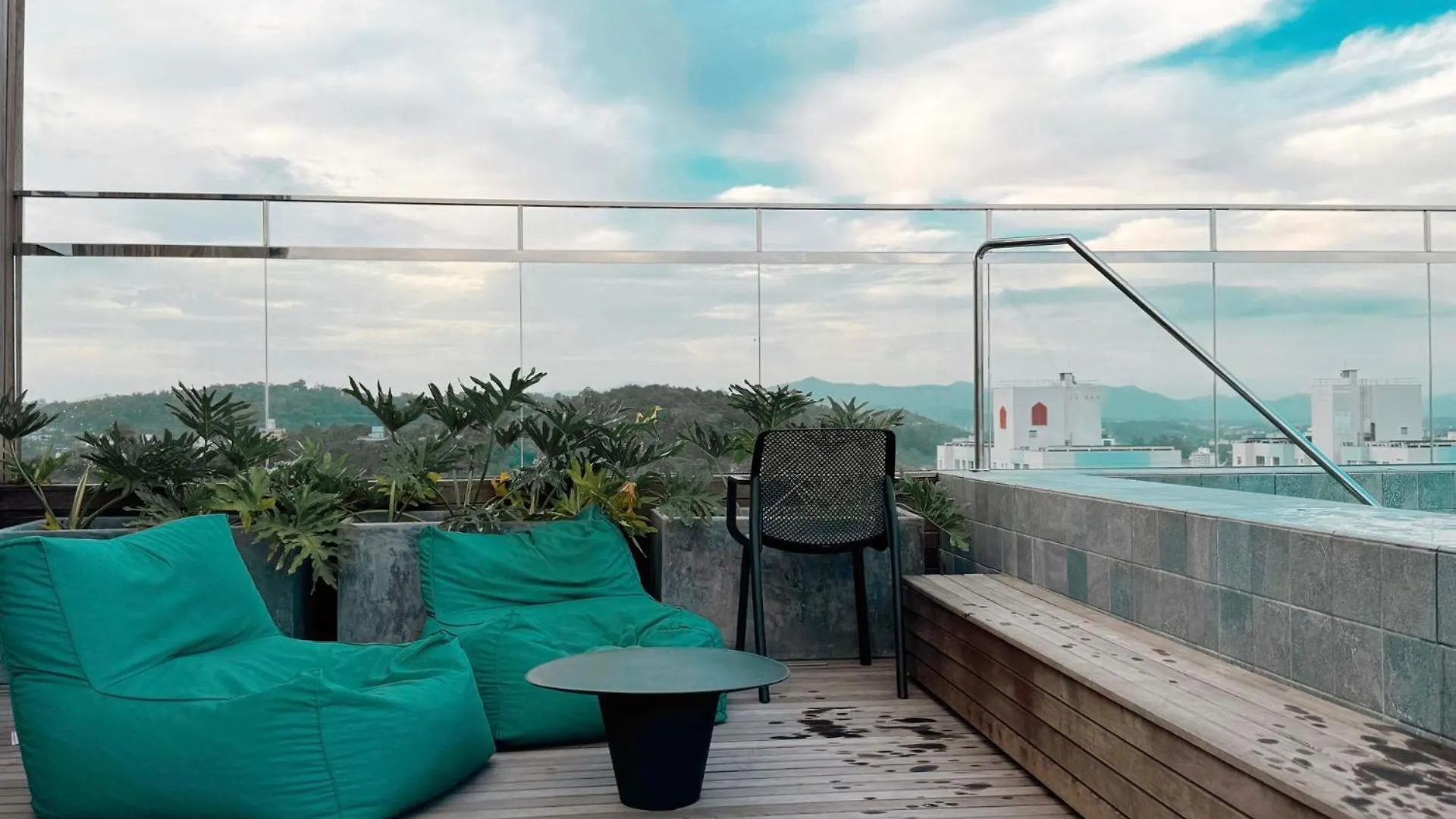 Loft Studio Com Piscina Em Blumenau Zw3837